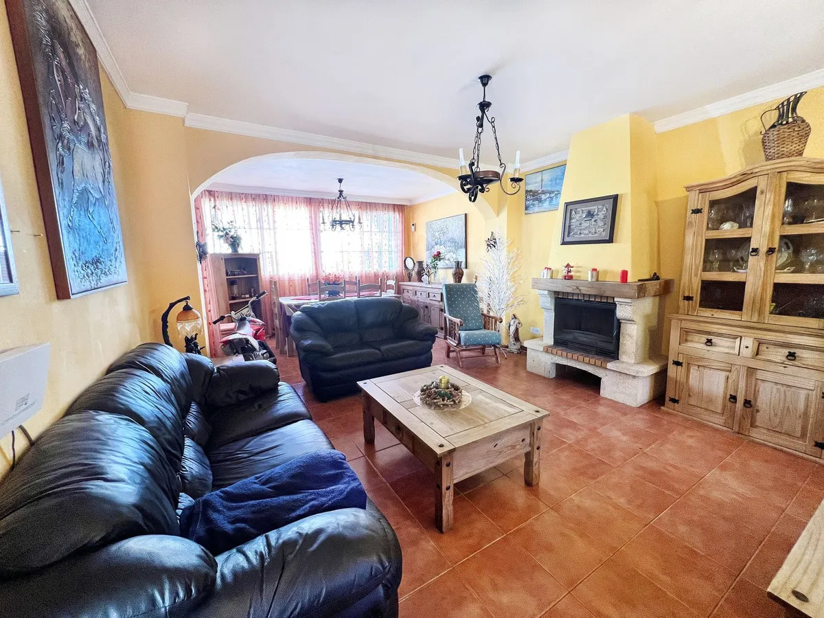 9130649b-74d7-42f4-aebe-be43300726a8