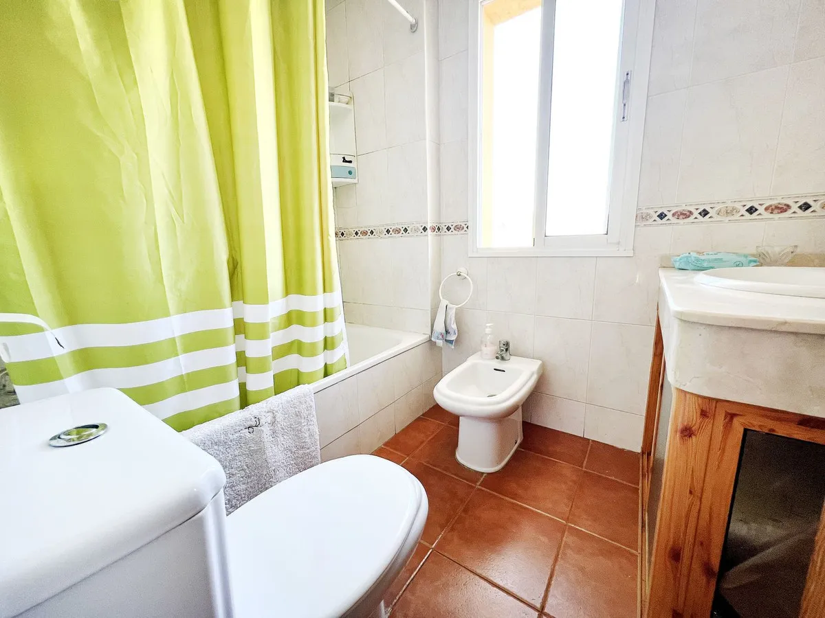 abae84f6-e7eb-45a4-9227-464df3b93b65