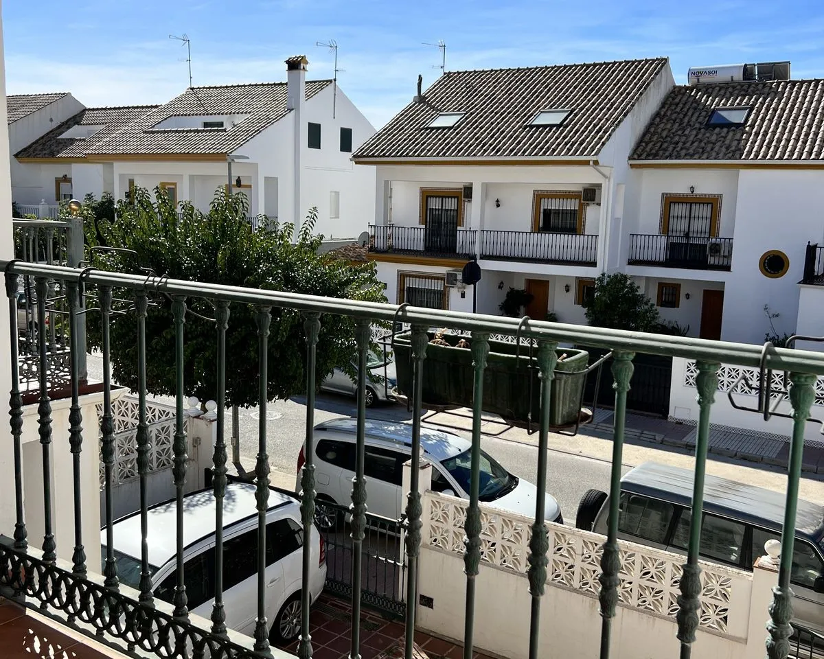 ad057a53-f13c-4877-a67d-25511996b3d5