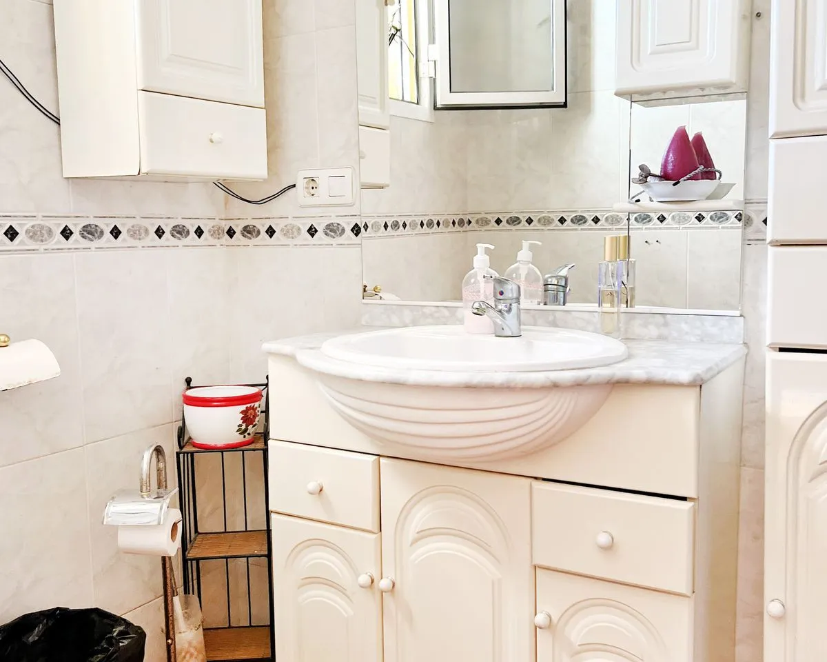 e6012808-57a5-4f8f-923e-47f5e58ef836