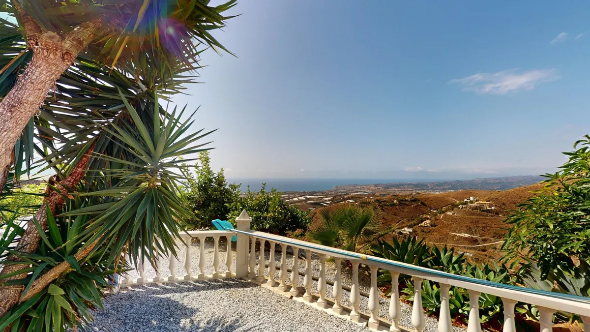 dd168cc2-2480-48c9-8ba5-32f3874166c8