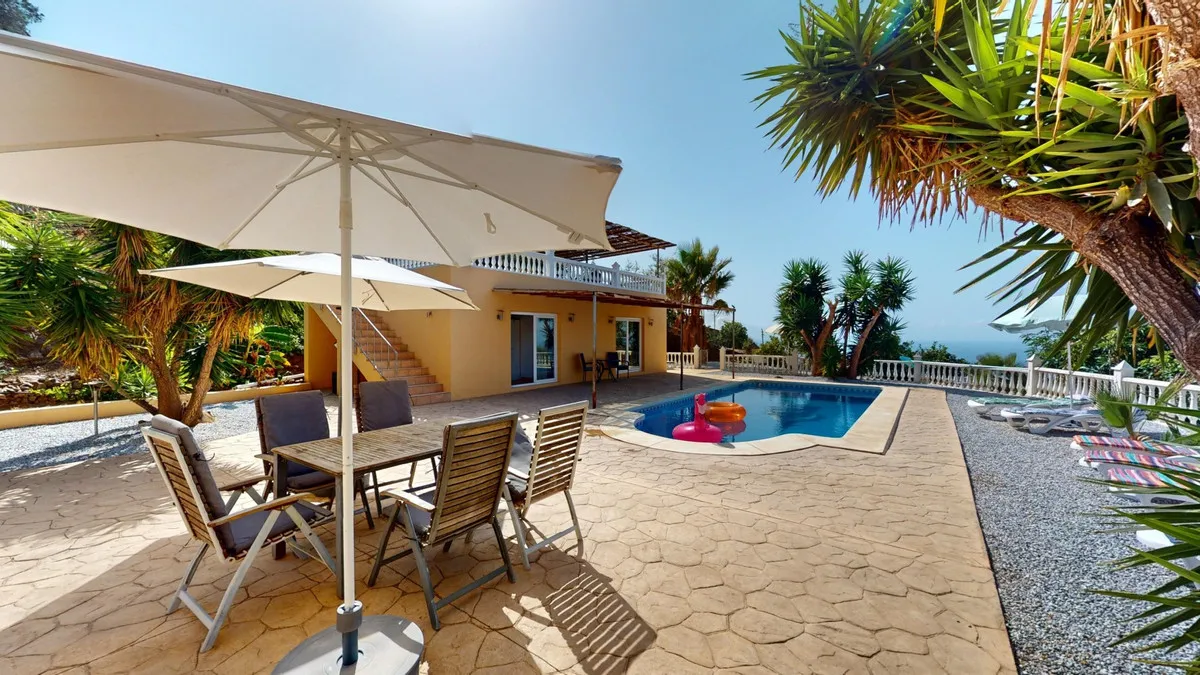 f8cff1aa-851f-4849-8955-59e38aff927f