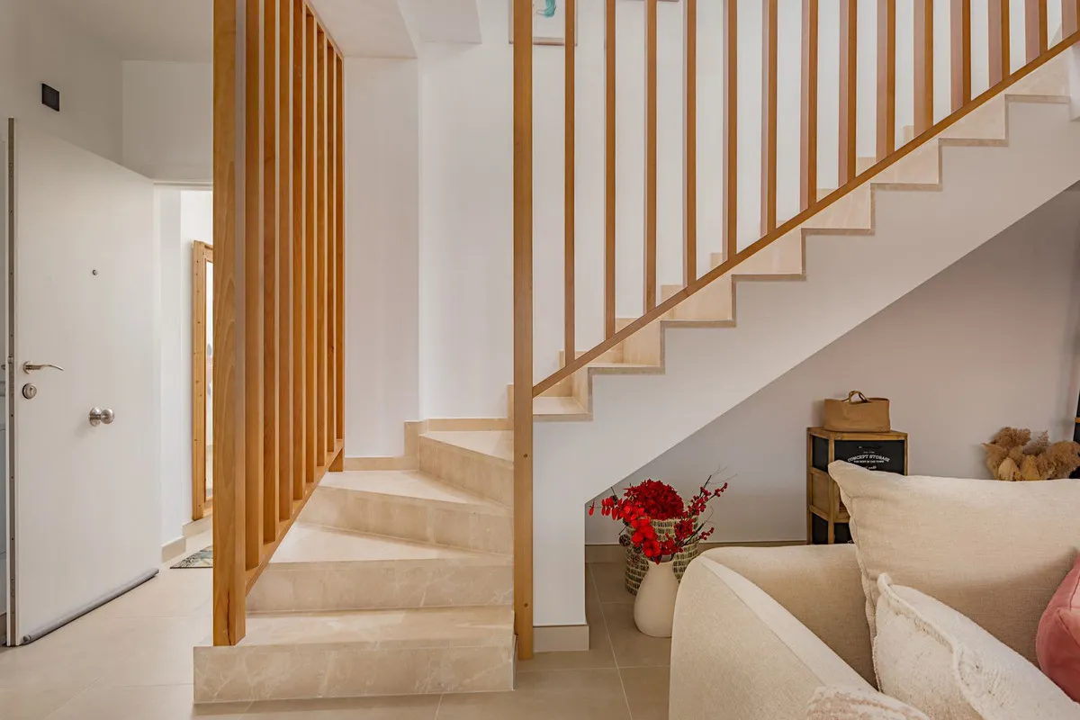 0f072340-db90-425b-9946-d94a72f46836