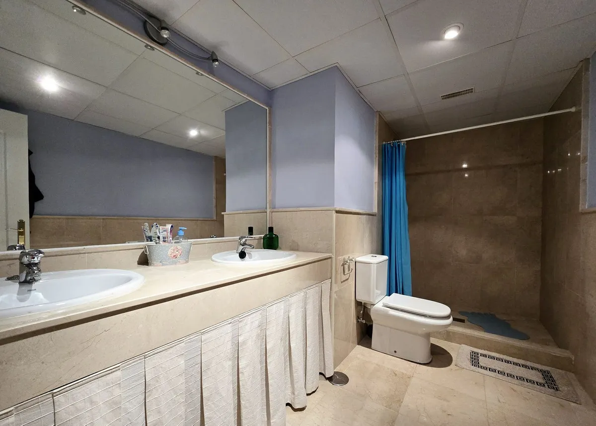 20d84fc1-12c6-44d5-8b39-d7a1e32ff91f