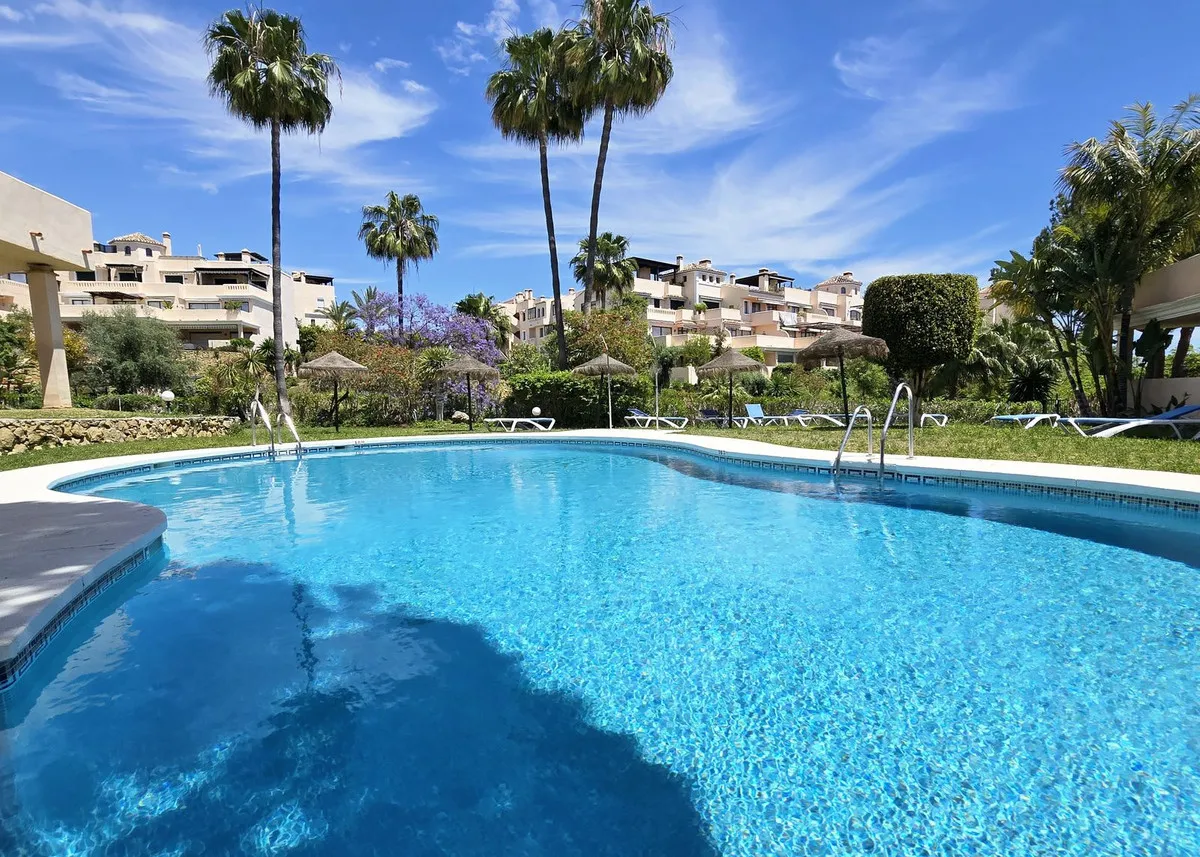 37e812a5-ace8-4505-b1ed-5583e06aaa84