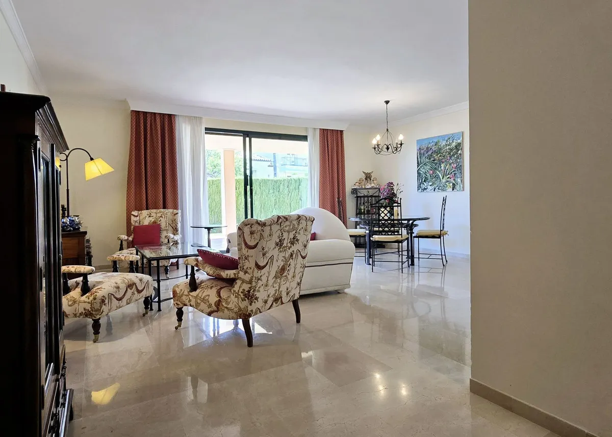 b20b36f5-045d-470b-bf7b-f3342cf94797