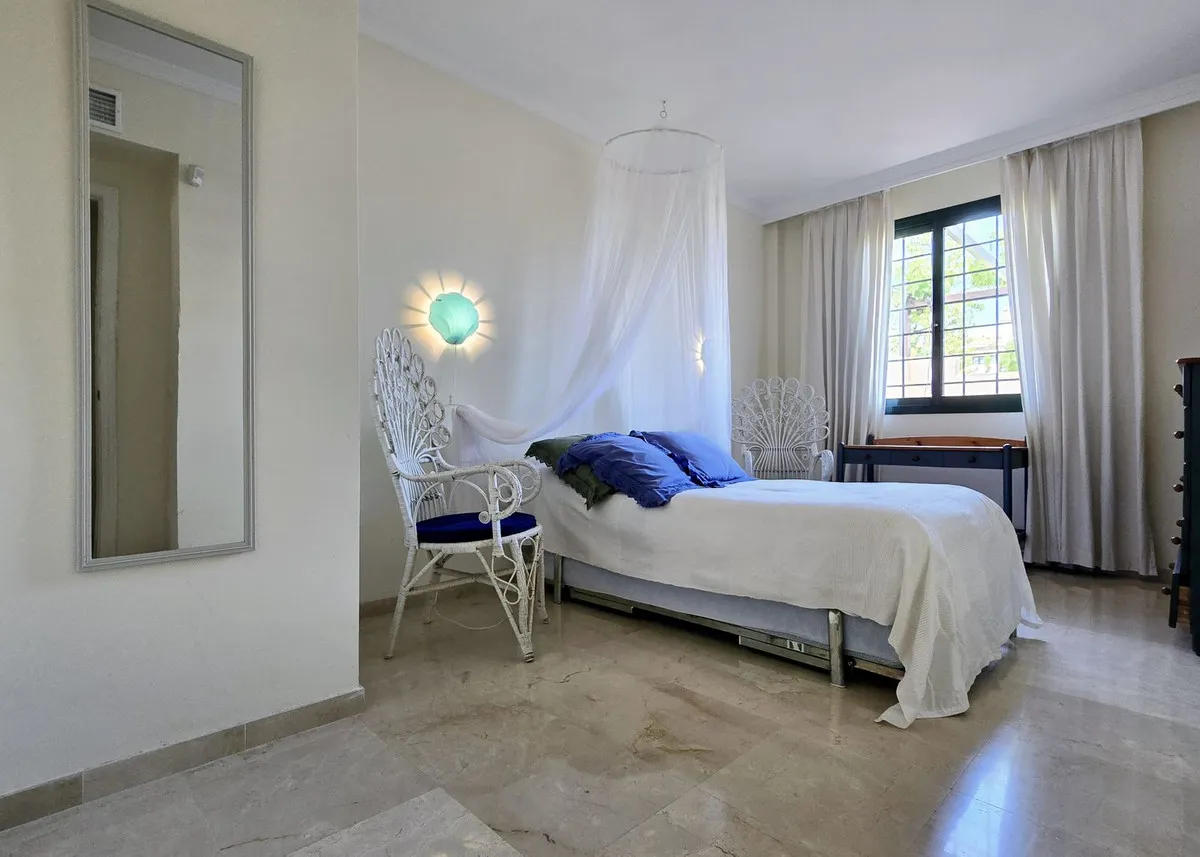 c51f1856-c97f-48a7-b8dc-bc4f0cfb7530