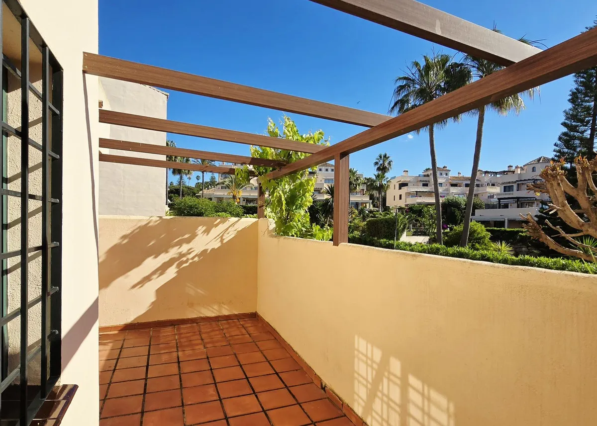 e6a4169c-d63b-4266-9c98-8db51779c0b6