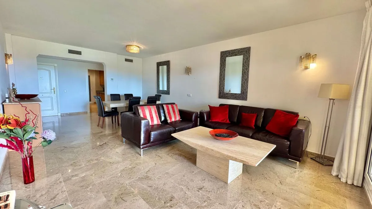 6047469d-2fe6-475c-b34b-d8a651d2600c