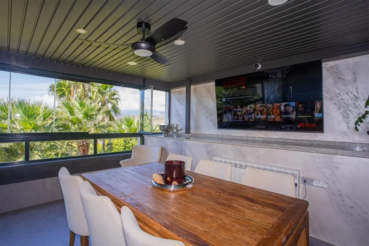 aaa76ecb-67c4-4b1c-b1a4-441632d9096f