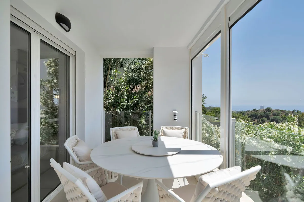 37a98b79-db2b-4eff-be4e-d50be3de96d2