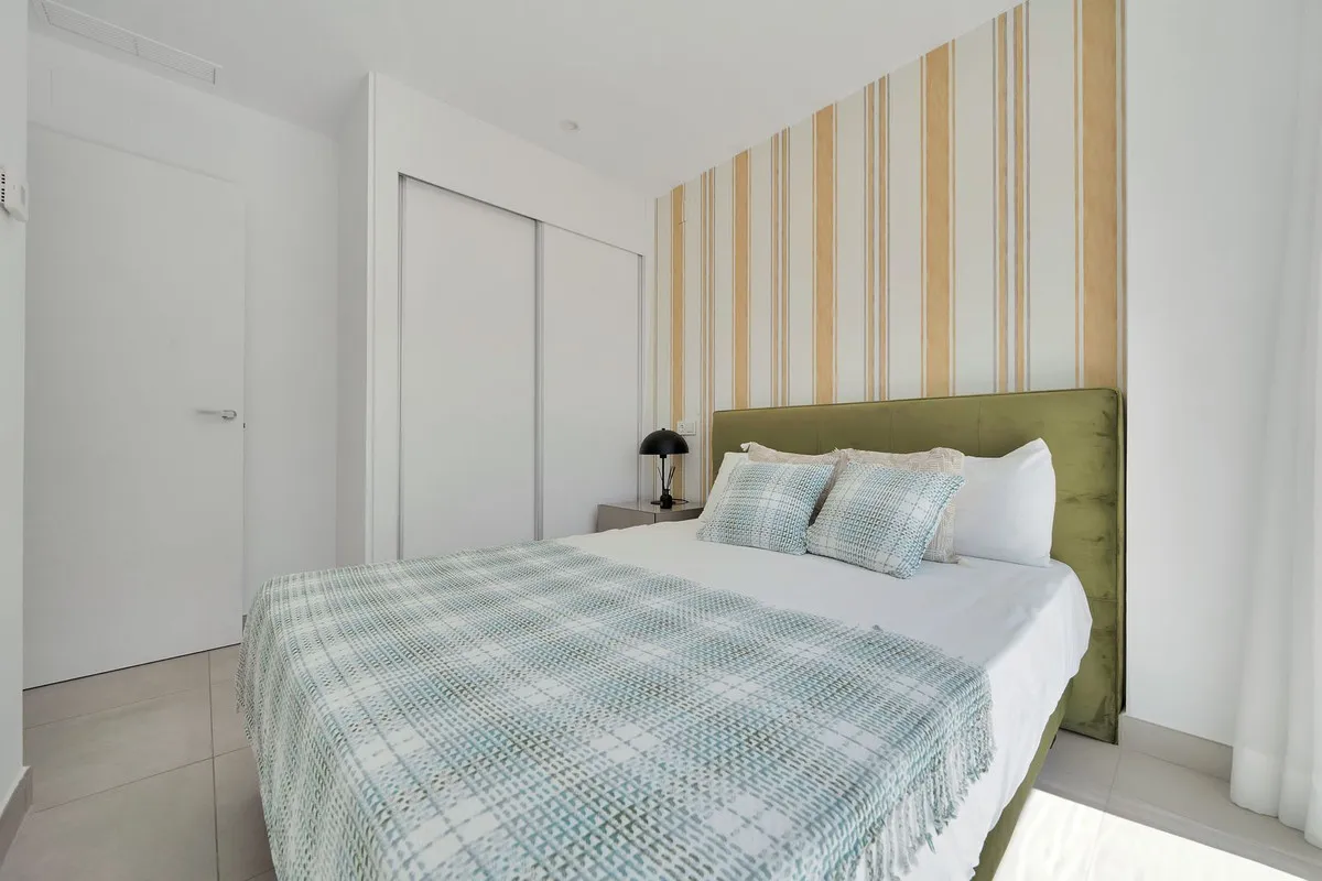 687a1902-d289-4592-942e-eb3dd1d92990