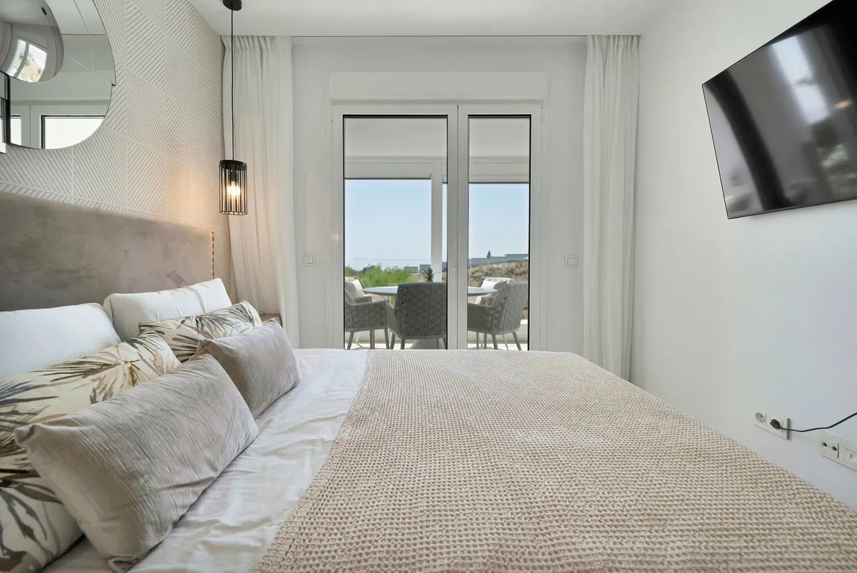 b45bb805-6ff5-4afe-96f0-1031086ef93b