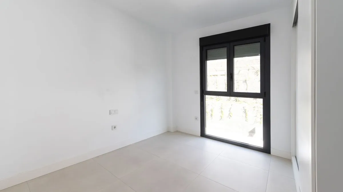 d8069f72-b41a-4737-bad2-5ef101b4d892