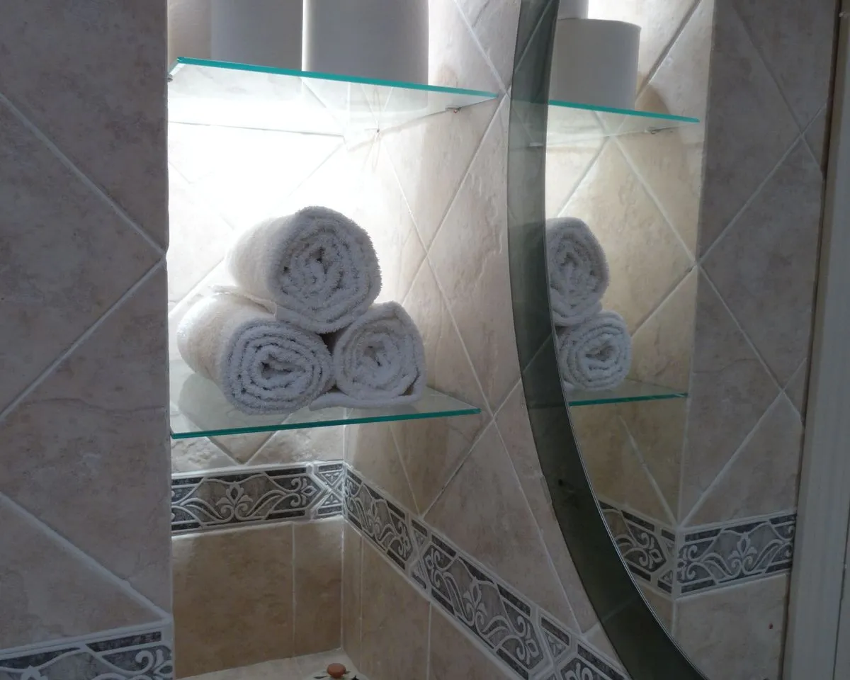 a3960682-0fc6-4104-b129-6a2a76946b6e