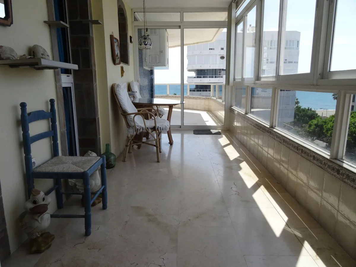 dd7f0f93-bd1f-42f9-b9b2-3f8f8c0caa30