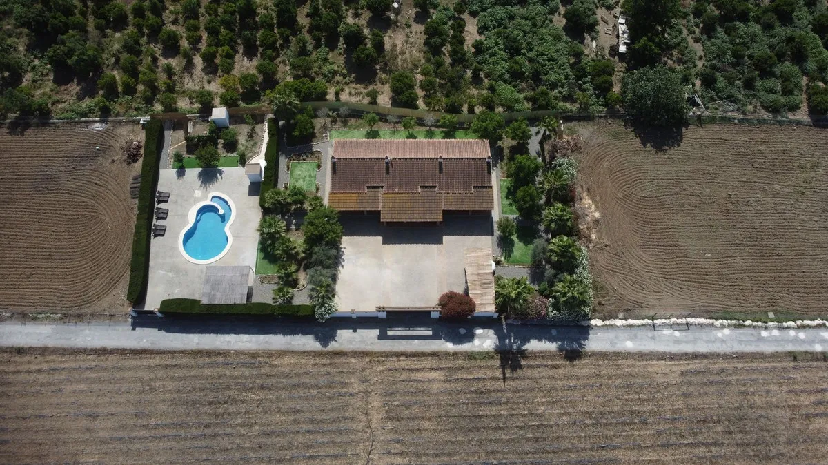 ae13b123-4c95-44fb-96c5-047d5a9708e0