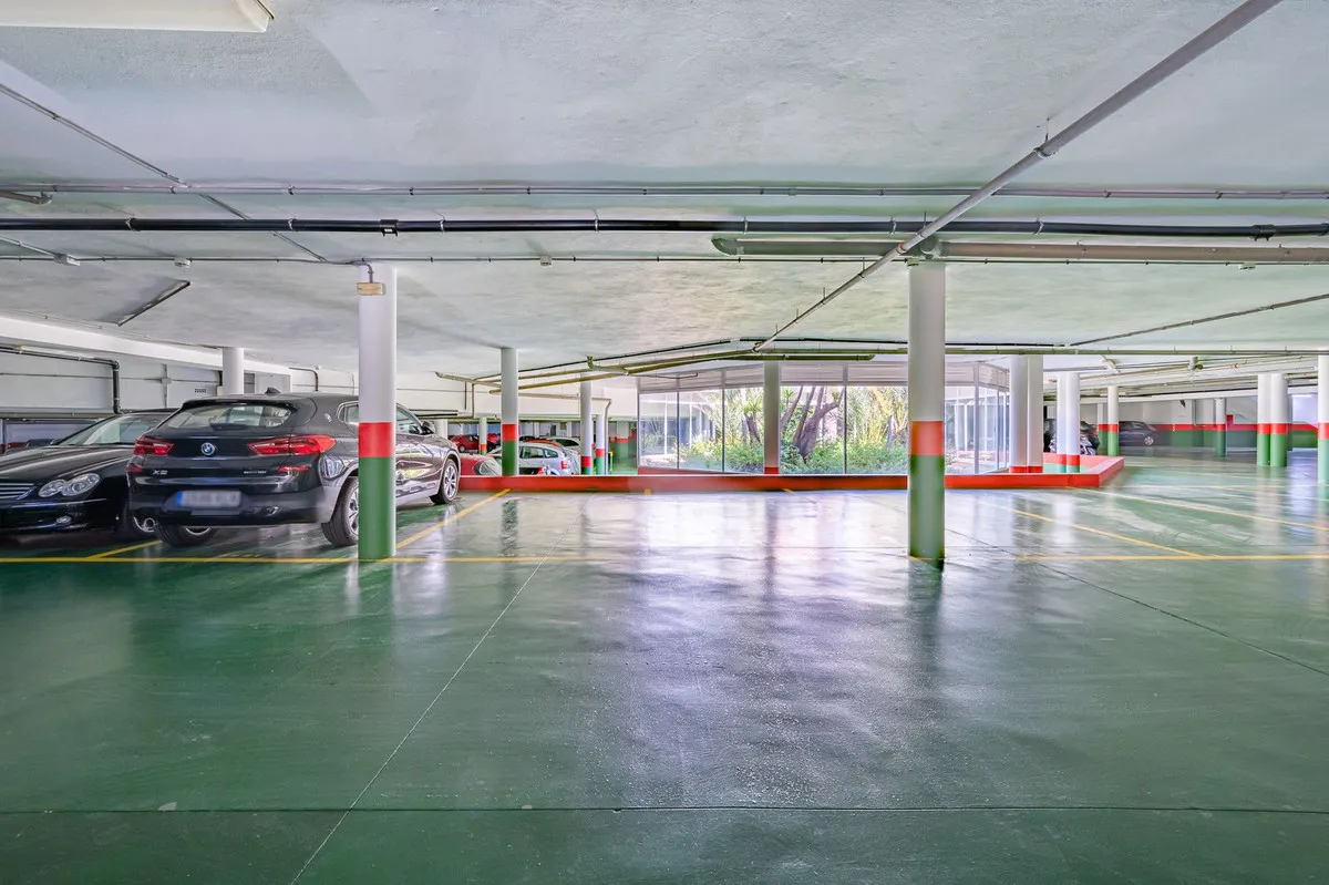 2ea49caa-e4c1-45e1-9302-d1ae32477499