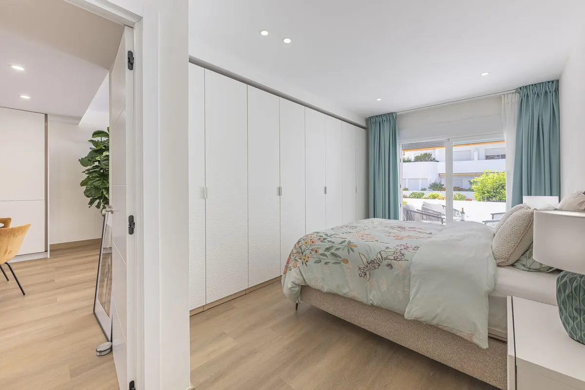 3155cc66-a946-465e-bbfa-ec50fb192f01