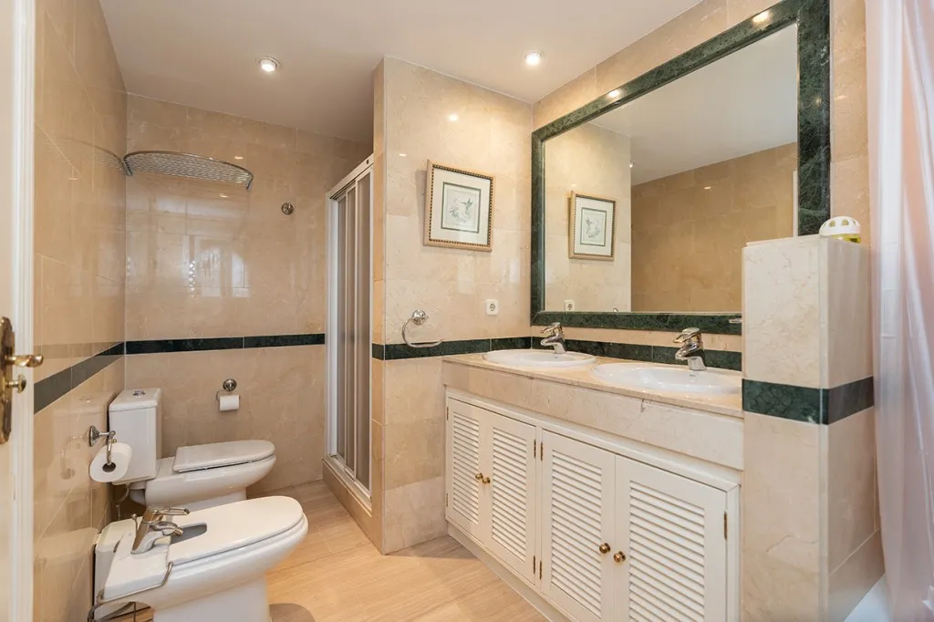 d46a900c-2a4b-40da-b507-caa9dbe1e59b