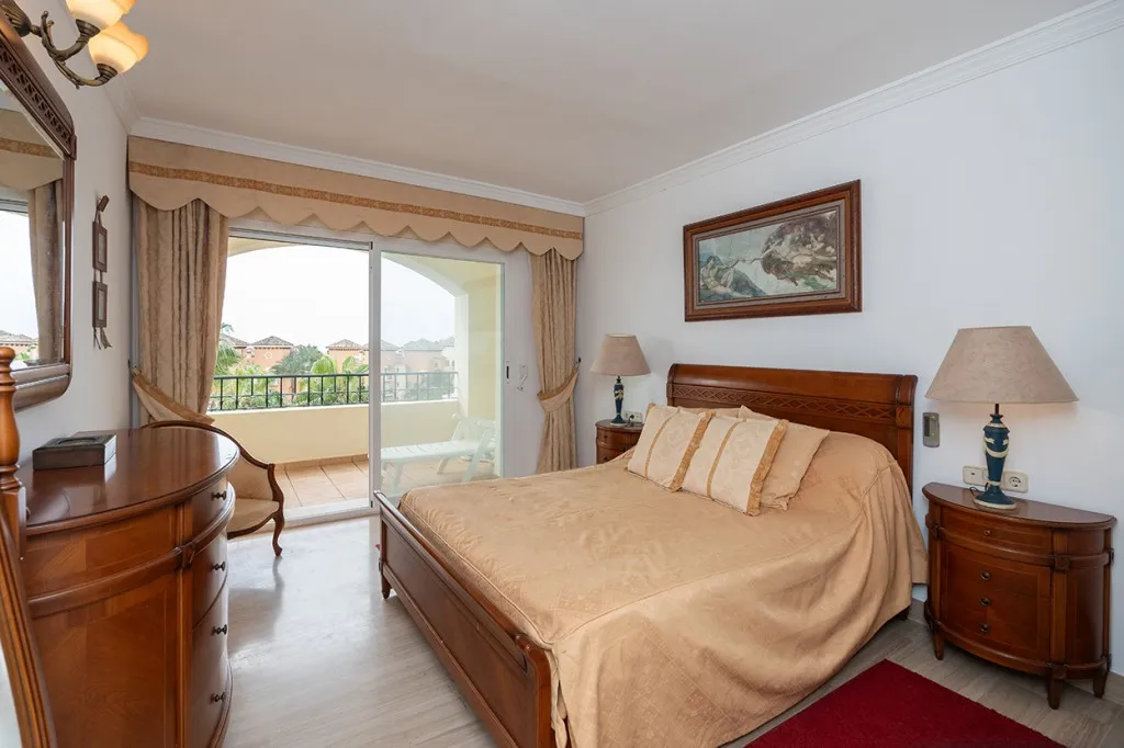 eef7841d-408d-4d84-9081-e6799bf5ce82