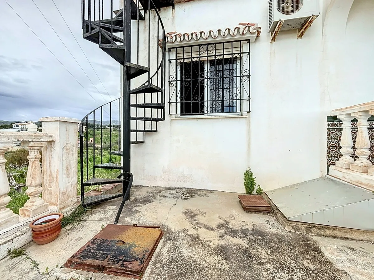 7fe38399-568c-4e56-8dc4-d1cc7028d745