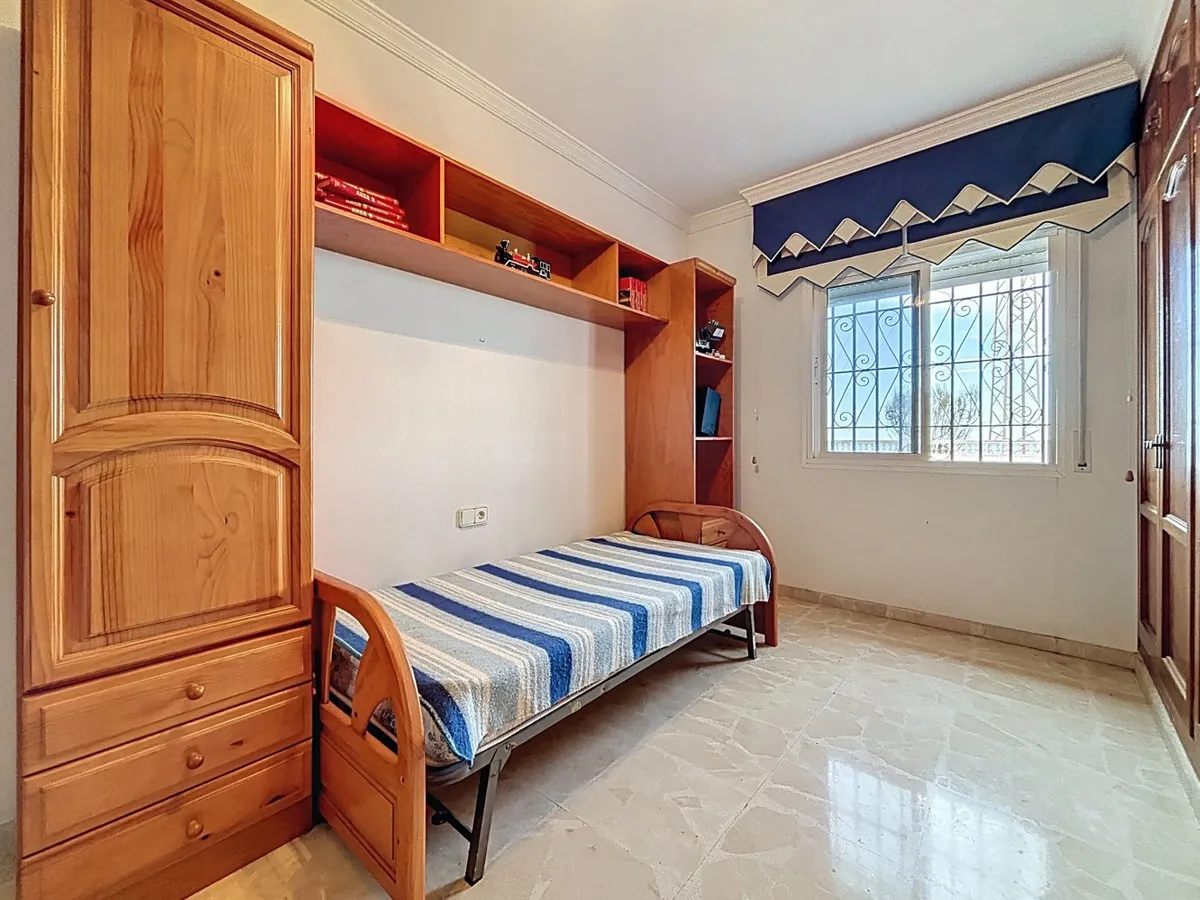 e7258210-5e13-4cf5-8dd5-386a90409018