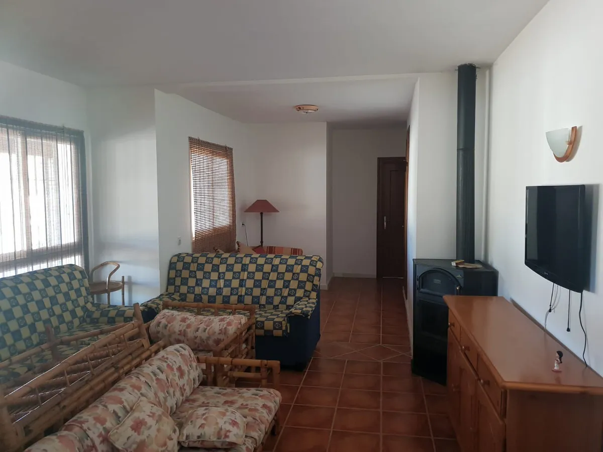 2c2f40e6-23d6-4acc-b536-b87d3d917776