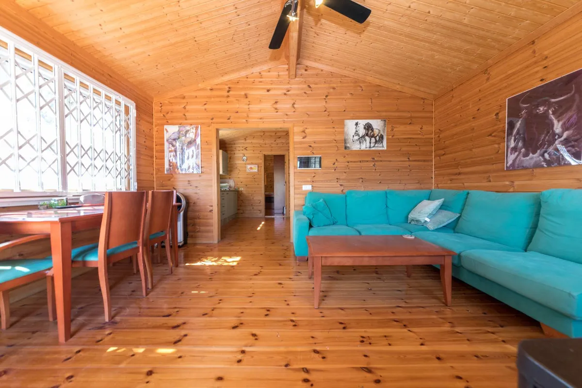 e853d7a1-20e0-432f-9d02-24f9bd2838c1