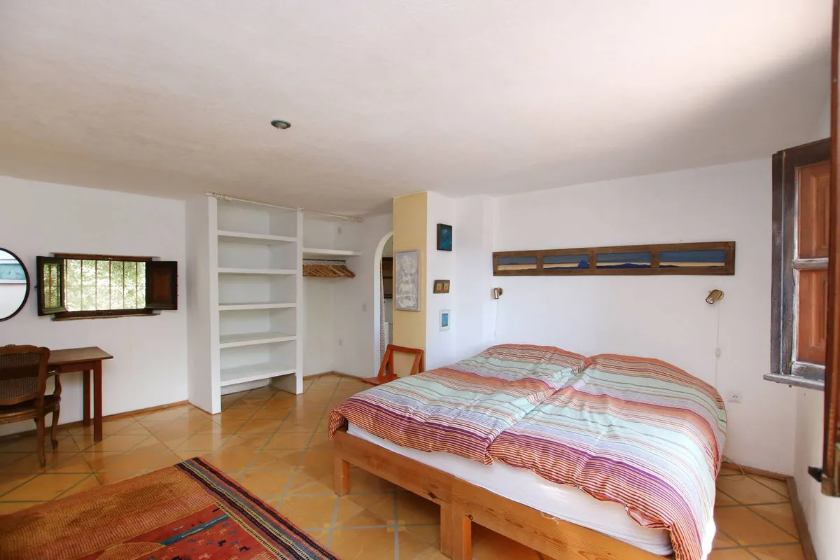 44440028-ecdf-4ab3-8c90-18cb0e3ed7e8