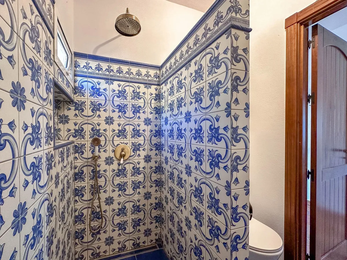 166bdb58-1864-490d-b718-02167b90df2c