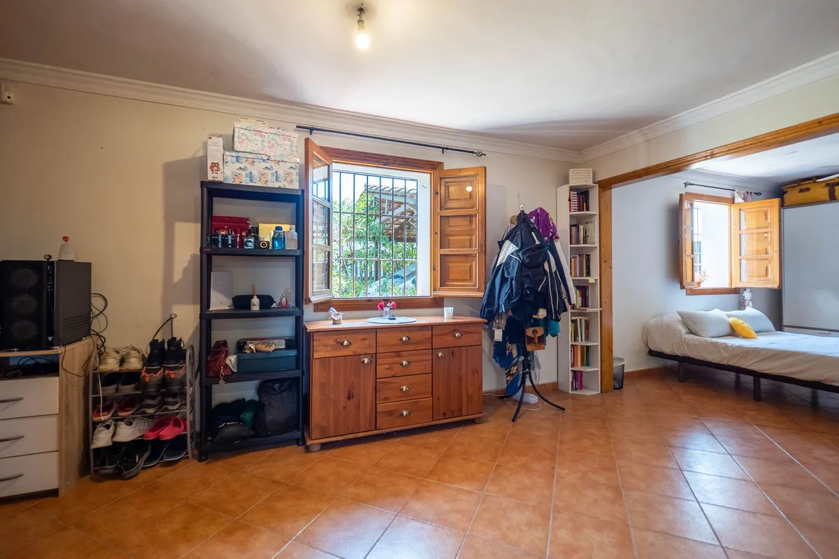 0cf5a31f-7da2-4e9b-9278-486c4e396d21