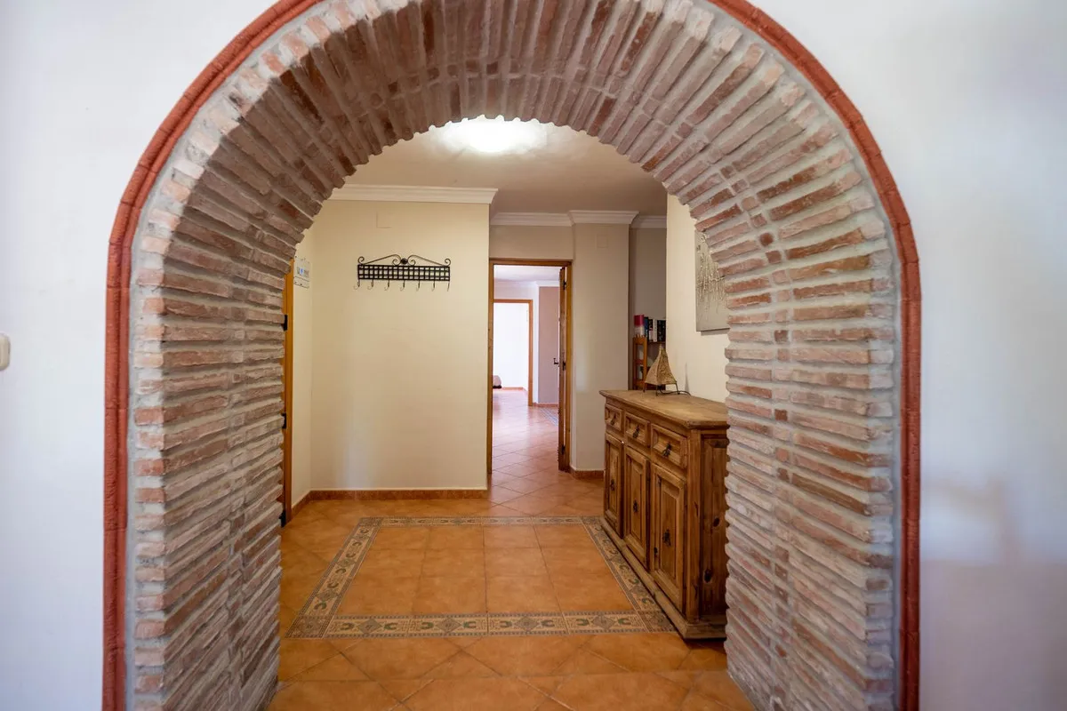 20e09c90-de8b-492f-b81b-956e2827c5c7