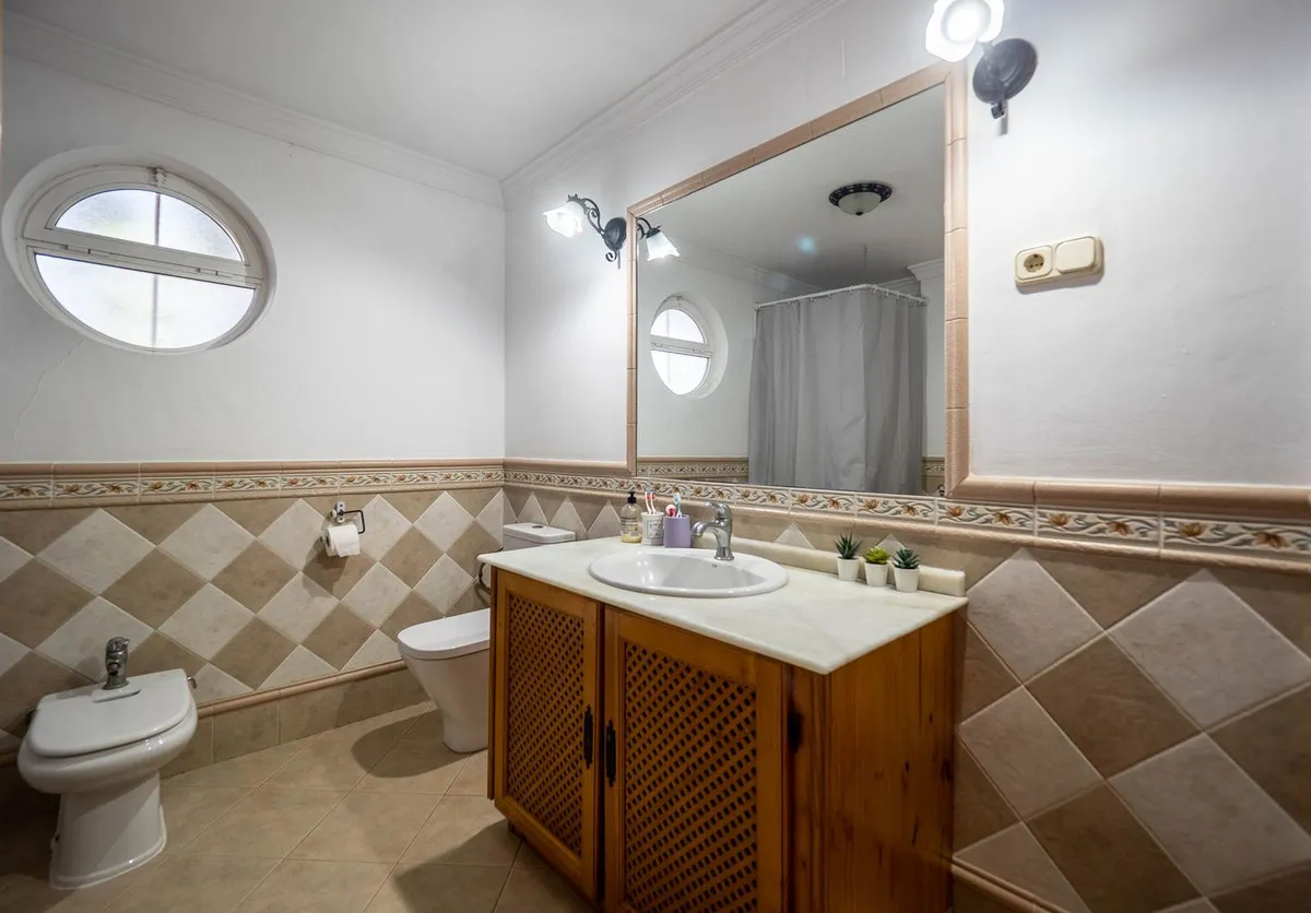 704600d3-0631-47cd-828d-4b94a5202e28