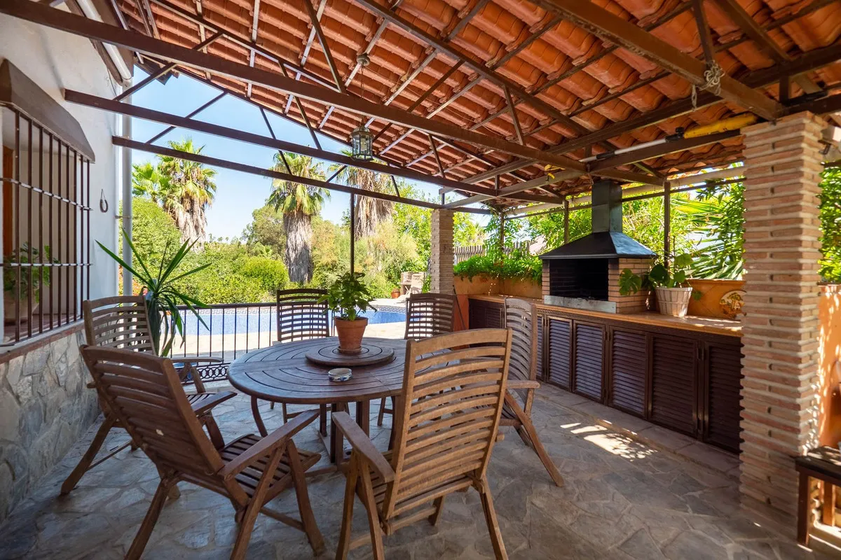 d6c02556-5a98-4e39-8a89-34db136bca00