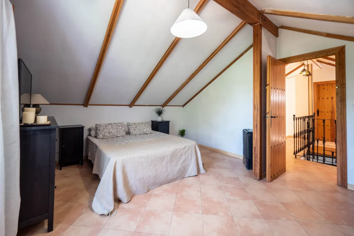 e10cd2f9-45b0-4bf9-a8e0-b601a6f53877