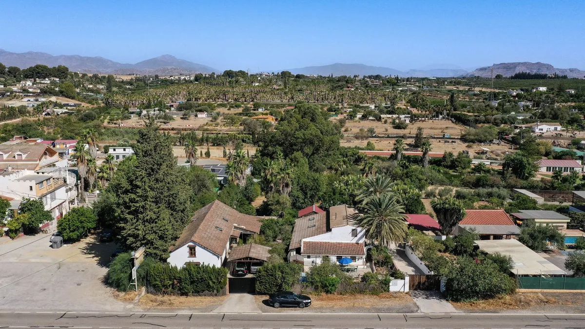 ec0028bb-84d2-496f-929e-8ed68ae23fa0