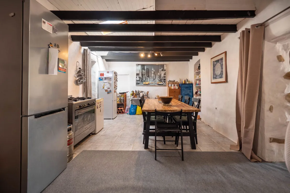 f726a030-c2d8-42ef-8328-4dea9c286935