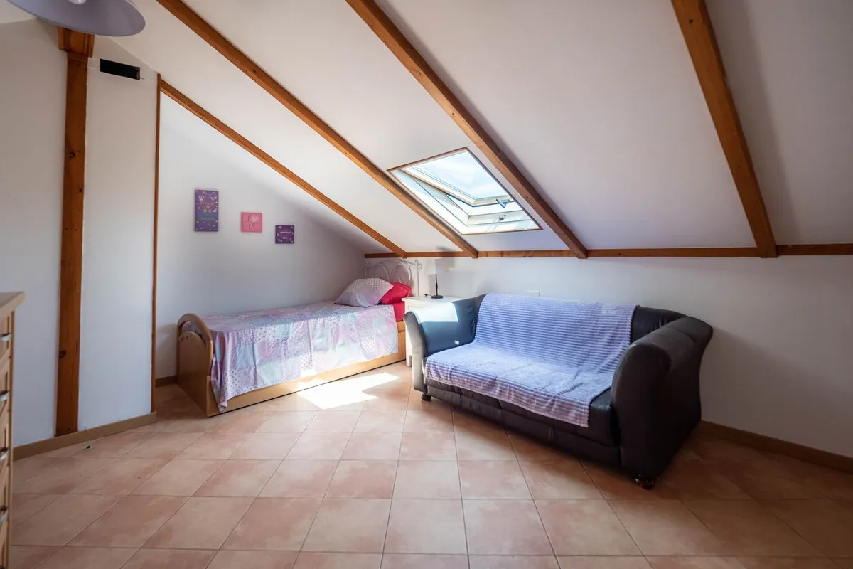 faaa3cdd-0221-4244-8cf4-7a7abede963c