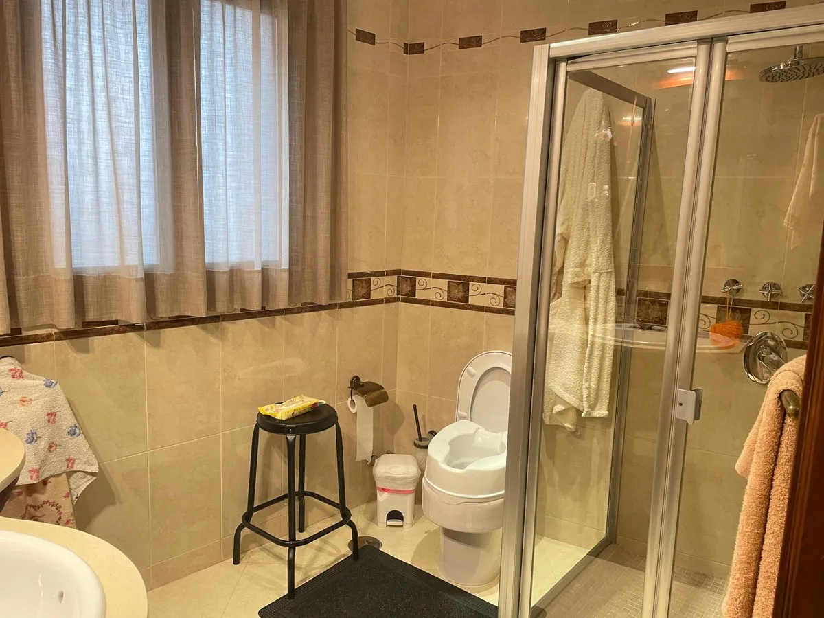 1c63f321-3bc1-4776-933e-ae8b4110c019