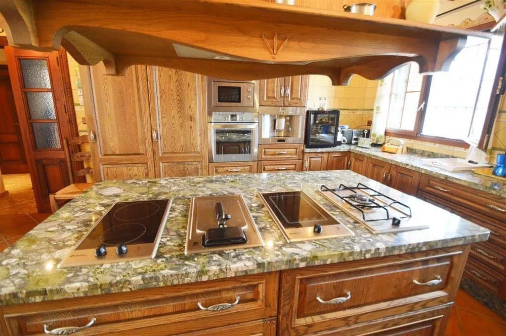 d1eee3be-992e-44a8-89cf-53e90e9e650c