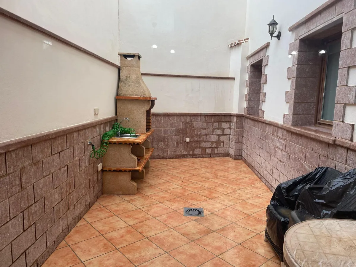 ea8185a3-7bca-457e-9f32-e493f78fb11b