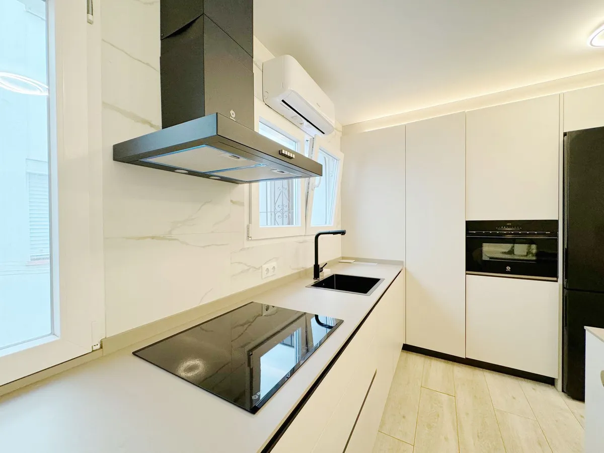 40780578-a2d0-437a-a4a9-74b3d9978f9c