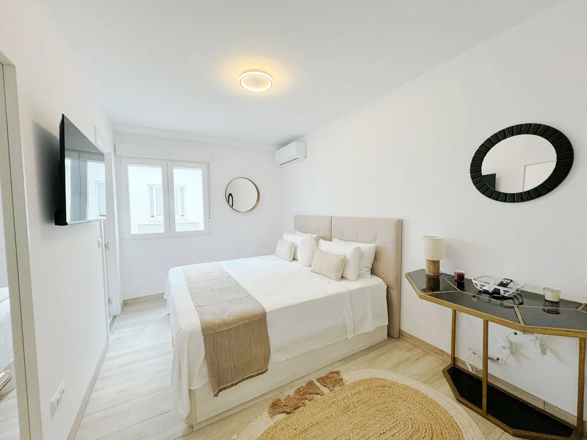 ea367425-f637-446e-8d0f-212bc2b06a19