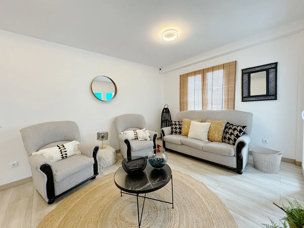 f0fa5bd1-c3ca-49ec-9ac7-333a85bc9bfb