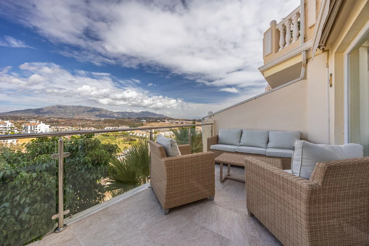 90c08d90-c051-432d-bc47-5849b709875a