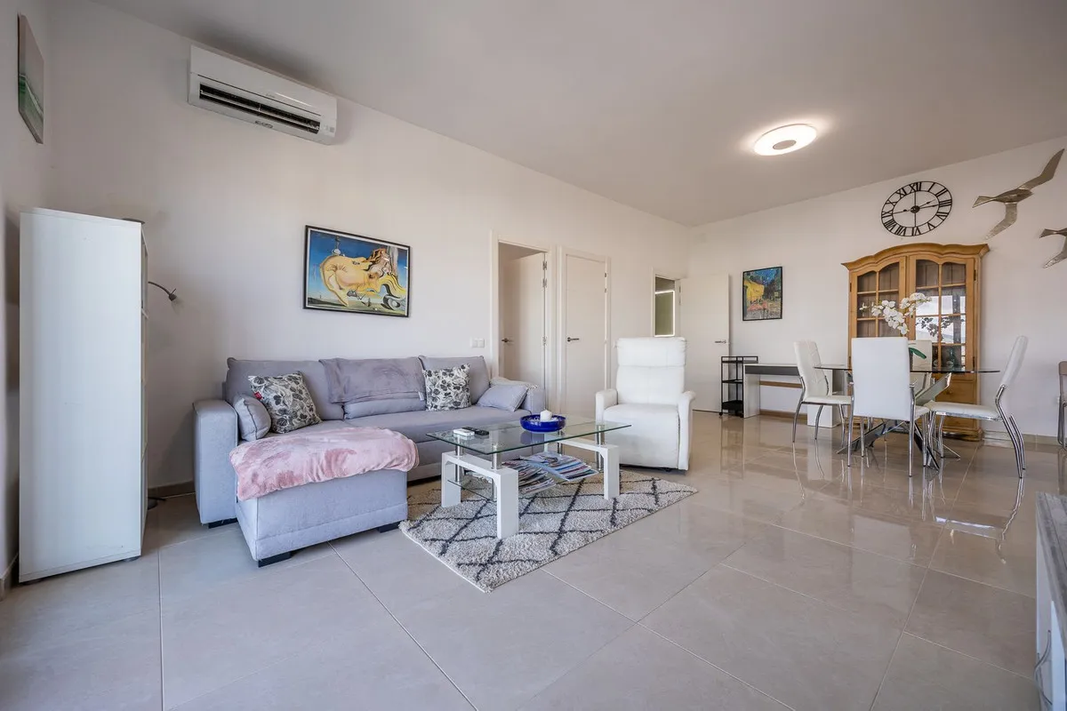 91a7f0fa-2ed4-4265-ae91-4fe827519dfb