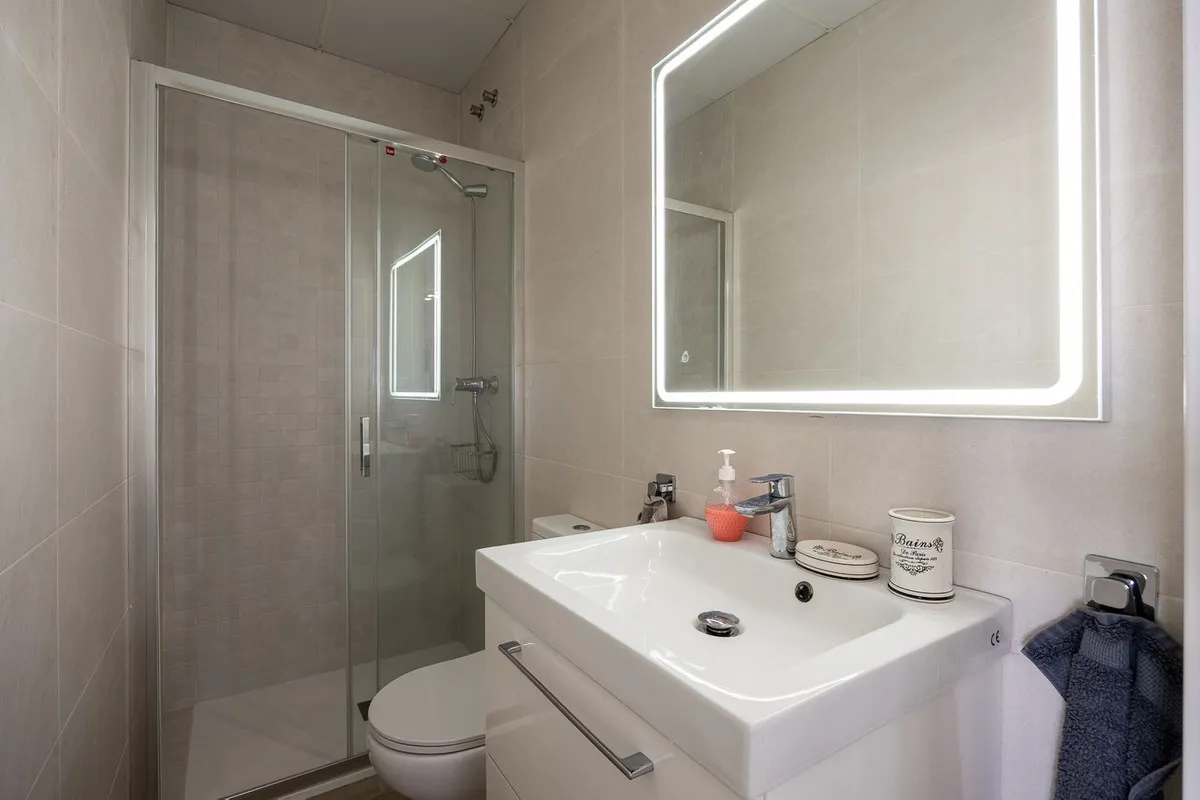 9685ab09-fadd-4fb4-b2c8-23f86b34c674