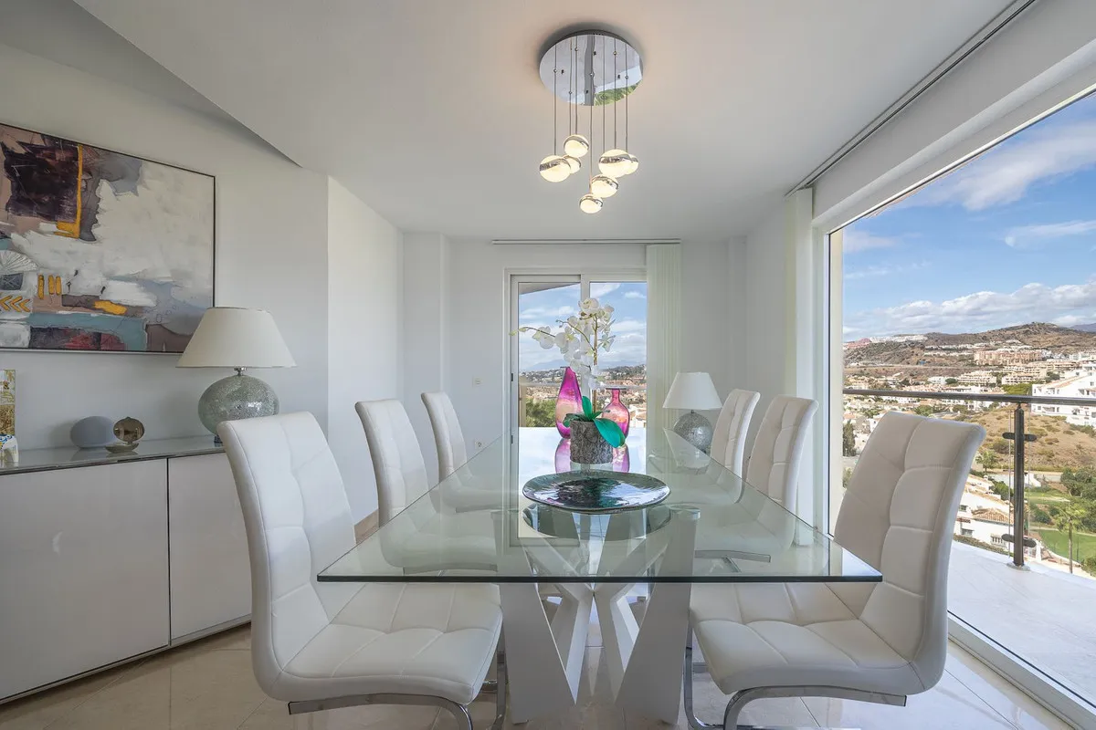 fc7fa698-9922-4633-b36e-68a769d4ffaf