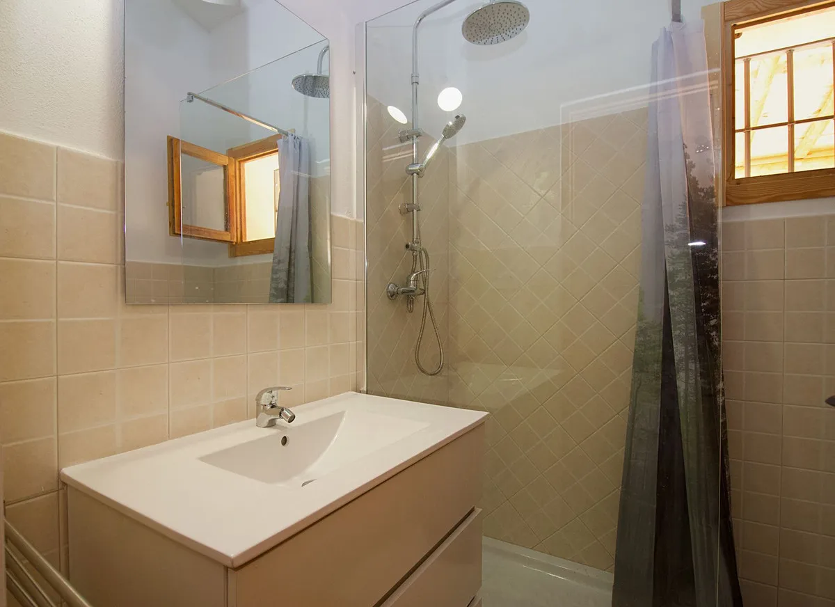 059b133c-94d1-46c8-b801-58eb2f8b9acb